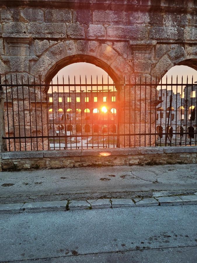 Apartamento Amfiteatar Pula Exterior foto