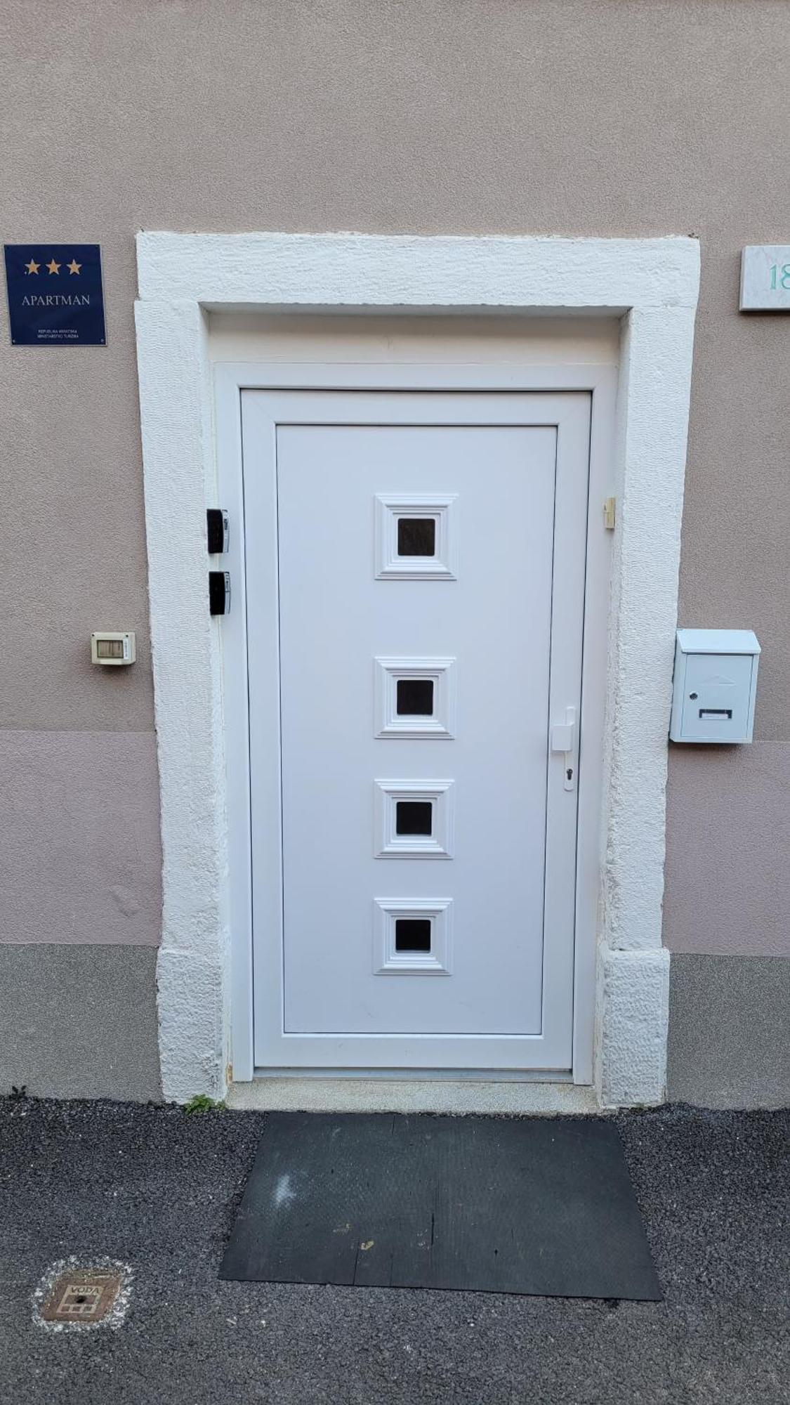 Apartamento Amfiteatar Pula Exterior foto